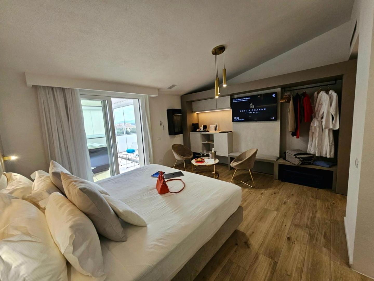 Chic & Charme Luxury Rooms Olbia Buitenkant foto